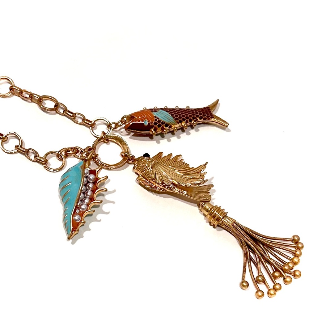 ZARA Gold Tone Seascape Enamel Fish & Shell Toggle Necklace w pearl Accents NEW - Picture 6 of 10
